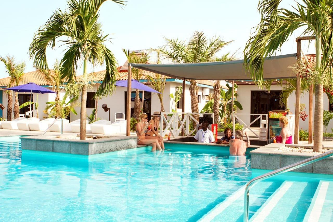 Djembe Beach Resort Kololi Exterior foto